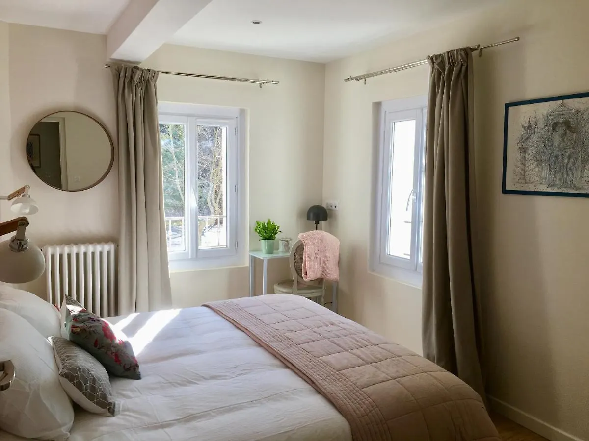 Bed and Breakfast Les Terres Rouges 06 à Guillaumes France